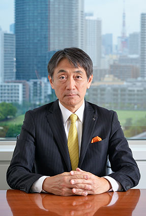日本軽金属ホールディングス株式会社 岡本一郎