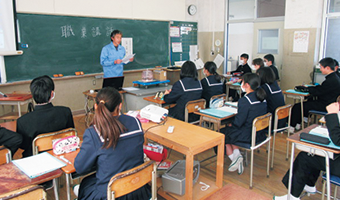 中学校での出前授業の様子